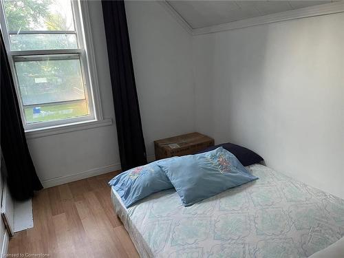 20 York Street, Welland, ON - Indoor Photo Showing Bedroom