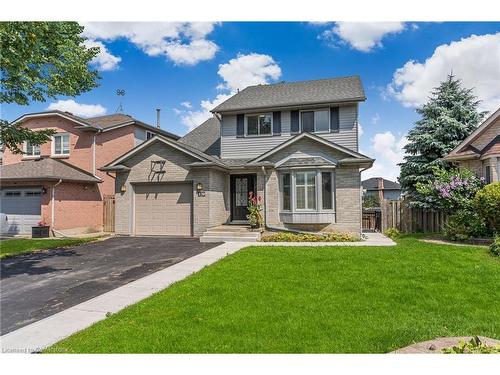 19 Driftwood Place, Stoney Creek, ON - Outdoor With Facade