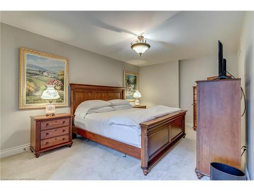 5 Jerseyville Road W, Ancaster, ON - Indoor Photo Showing Bedroom