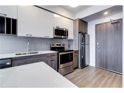 2306-49 Walnut Street S, Hamilton, ON - Indoor Photo Showing Kitchen With Stainless Steel Kitchen With Double Sink