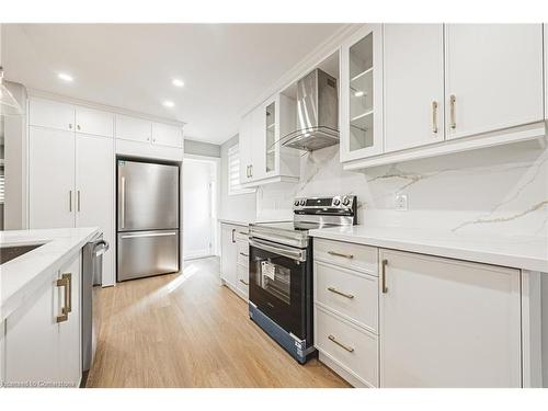 146 Gordon Drummond Avenue, Hamilton, ON - Indoor Photo Showing Kitchen With Stainless Steel Kitchen With Upgraded Kitchen