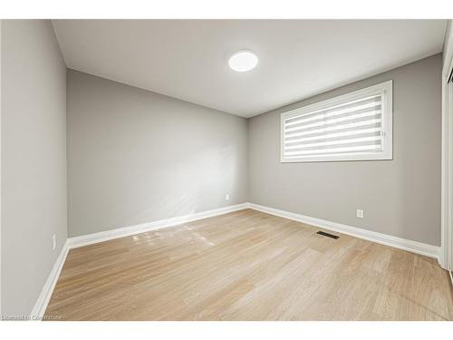 146 Gordon Drummond Avenue, Hamilton, ON - Indoor Photo Showing Other Room