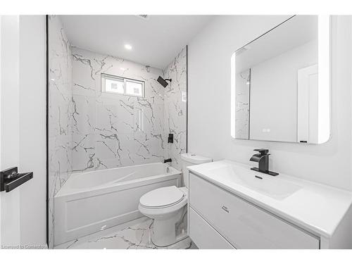 146 Gordon Drummond Avenue, Hamilton, ON - Indoor Photo Showing Bathroom