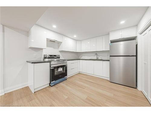 146 Gordon Drummond Avenue, Hamilton, ON - Indoor Photo Showing Kitchen With Stainless Steel Kitchen