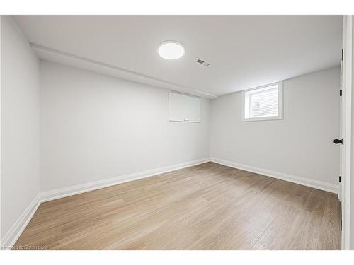 146 Gordon Drummond Avenue, Hamilton, ON - Indoor Photo Showing Other Room