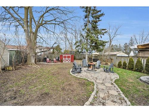 77 Argyle Street S, Caledonia, ON - Outdoor With Backyard