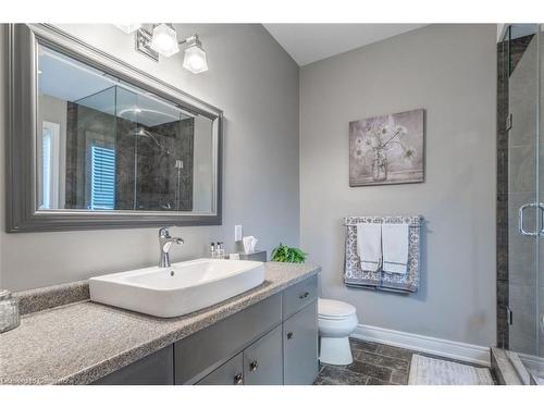 22 Martha Court, Fenwick, ON - Indoor Photo Showing Bathroom