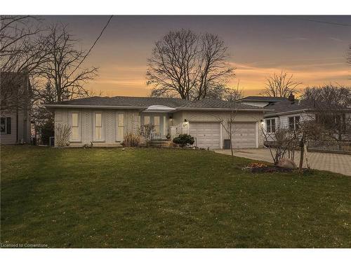 61 Blossom Avenue, Brantford, ON - Outdoor