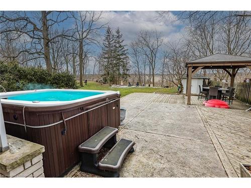 61 Blossom Avenue, Brantford, ON - Outdoor With Backyard