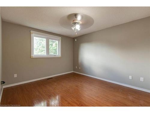 Upper-2141 Cleaver Avenue, Burlington, ON - Indoor Photo Showing Other Room