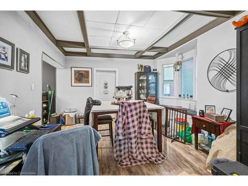 95 Spadina Avenue, Hamilton, ON - Indoor Photo Showing Other Room