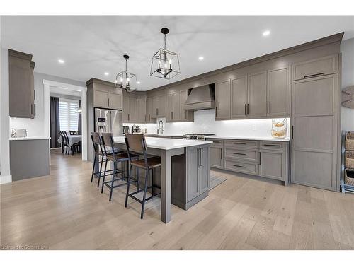 42 Kramer Court, York, ON - Indoor Photo Showing Kitchen With Upgraded Kitchen