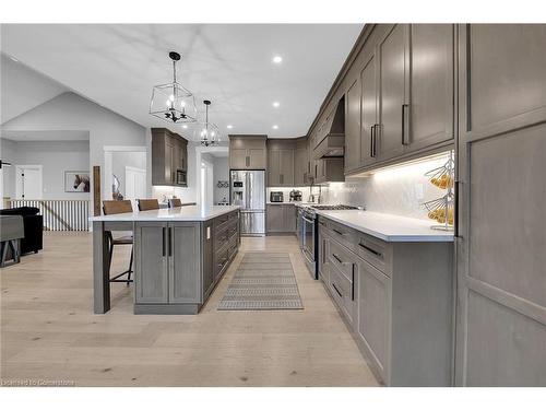 42 Kramer Court, York, ON - Indoor Photo Showing Kitchen With Upgraded Kitchen