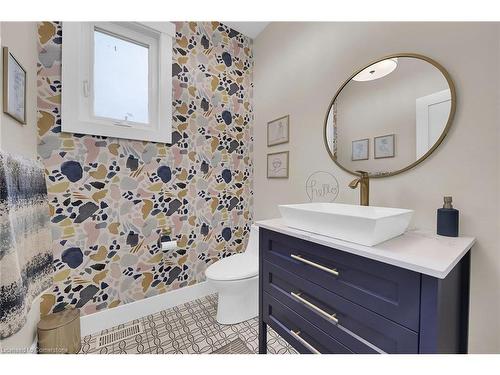 42 Kramer Court, York, ON - Indoor Photo Showing Bathroom