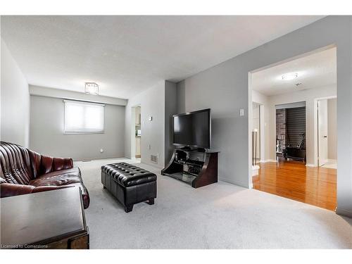 2031 Headon Forest Drive, Burlington, ON - Indoor Photo Showing Living Room