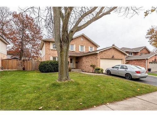 2031 Headon Forest Drive, Burlington, ON - Outdoor