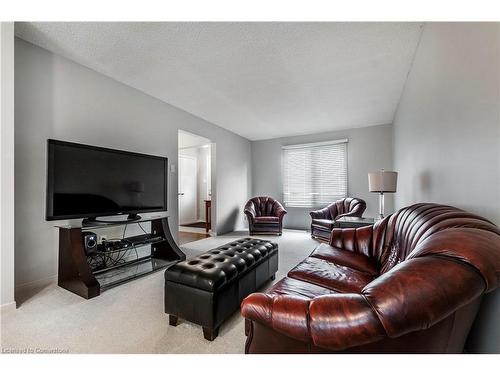 2031 Headon Forest Drive, Burlington, ON - Indoor Photo Showing Living Room