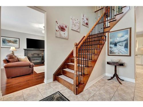 4070 Stadelbauer Drive, Beamsville, ON - Indoor Photo Showing Other Room