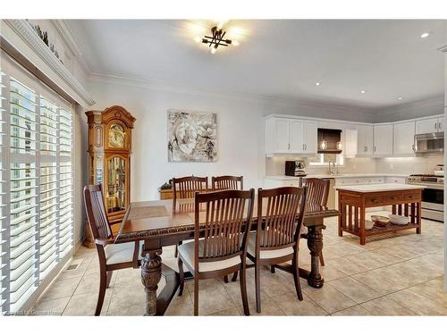 4070 Stadelbauer Drive, Beamsville, ON - Indoor Photo Showing Dining Room