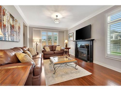 4070 Stadelbauer Drive, Beamsville, ON - Indoor Photo Showing Living Room With Fireplace