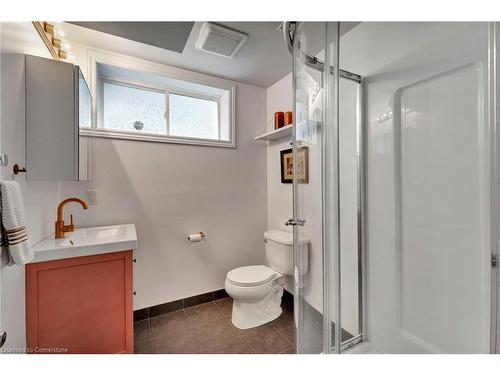 4070 Stadelbauer Drive, Beamsville, ON - Indoor Photo Showing Bathroom