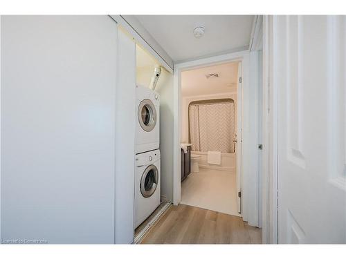 307-60 Lynnmore Street, Guelph, ON - Indoor Photo Showing Laundry Room