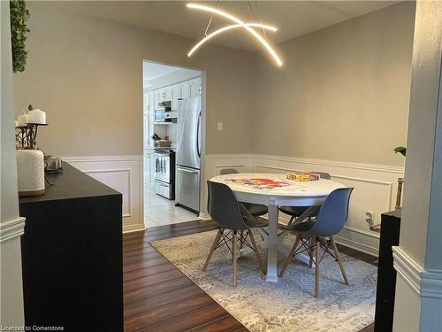 39 Sable Drive, Hamilton, ON - Indoor Photo Showing Dining Room