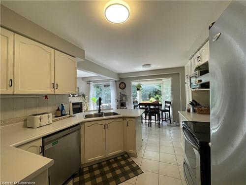 39 Sable Drive, Hamilton, ON - Indoor Photo Showing Kitchen With Double Sink