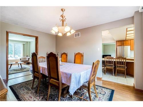 50 Shadeland Crescent, Stoney Creek, ON - Indoor Photo Showing Dining Room