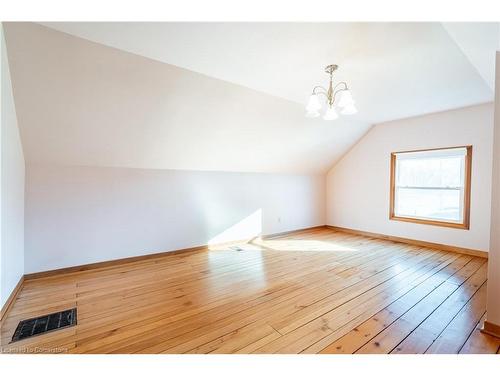 432 Pihach Street, Pelham, ON - Indoor Photo Showing Other Room