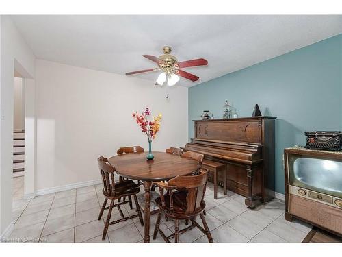 51 Monteagle Court, Hamilton, ON - Indoor Photo Showing Dining Room