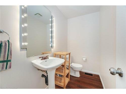 51 Monteagle Court, Hamilton, ON - Indoor Photo Showing Bathroom