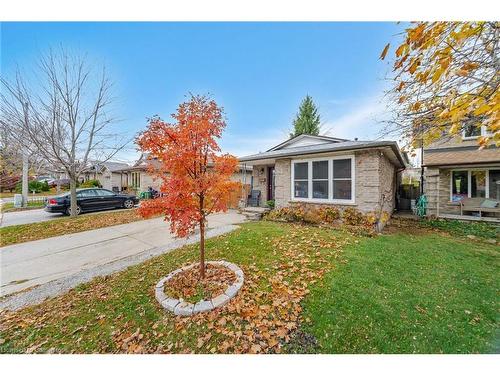 51 Monteagle Court, Hamilton, ON - Outdoor