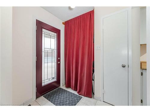 51 Monteagle Court, Hamilton, ON - Indoor Photo Showing Other Room