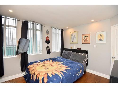 1105-36 James Street S, Hamilton, ON - Indoor Photo Showing Bedroom