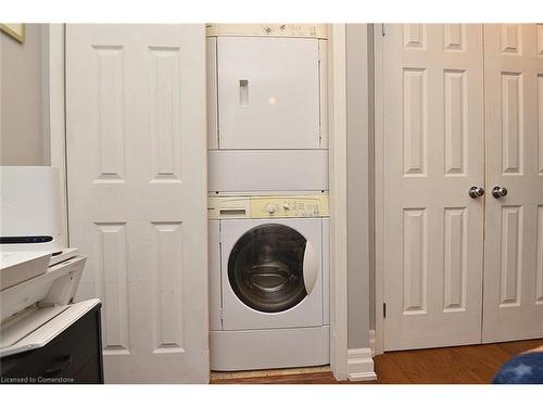 1105-36 James Street S, Hamilton, ON - Indoor Photo Showing Laundry Room