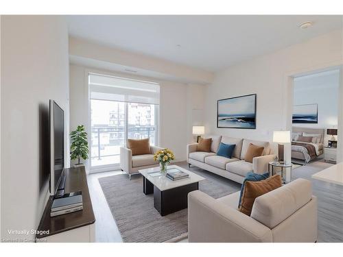 411-340 Plains Road E, Burlington, ON - Indoor Photo Showing Living Room