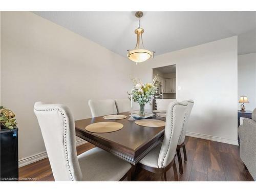 1414-500 Green Road, Stoney Creek, ON - Indoor Photo Showing Dining Room