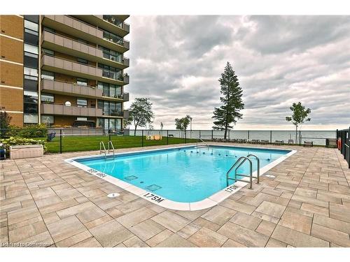 1414-500 Green Road, Stoney Creek, ON - Outdoor With In Ground Pool