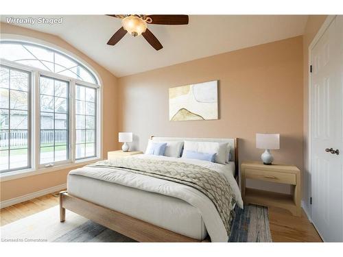 3-54 Glenwood Drive, Brantford, ON - Indoor Photo Showing Bedroom