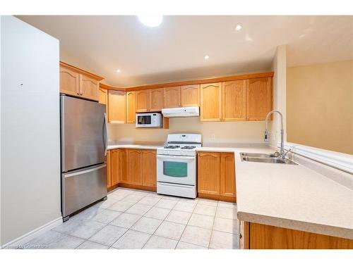 3-54 Glenwood Drive, Brantford, ON - Indoor Photo Showing Kitchen With Double Sink