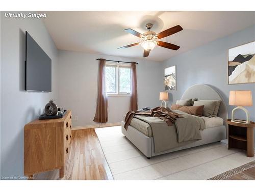 3-54 Glenwood Drive, Brantford, ON - Indoor Photo Showing Bedroom