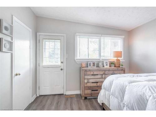 69 Ronaldshay Avenue, Hamilton, ON - Indoor Photo Showing Bedroom