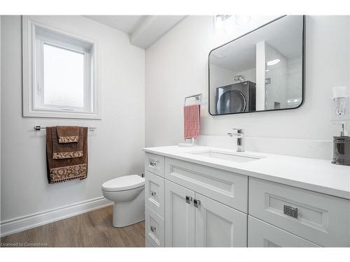 2-102 Donnici Drive, Hamilton, ON - Indoor Photo Showing Bathroom