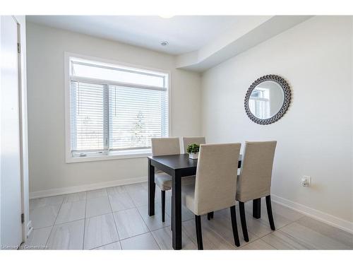 27-590 North Service Road, Stoney Creek, ON - Indoor Photo Showing Dining Room