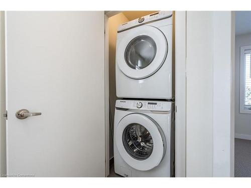 27-590 North Service Road, Stoney Creek, ON - Indoor Photo Showing Laundry Room