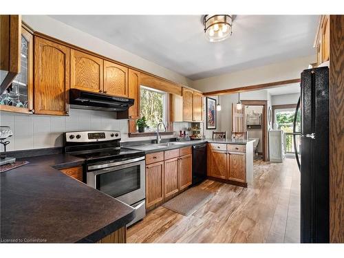 369 Queenston Street, St. Catharines, ON - Indoor Photo Showing Kitchen