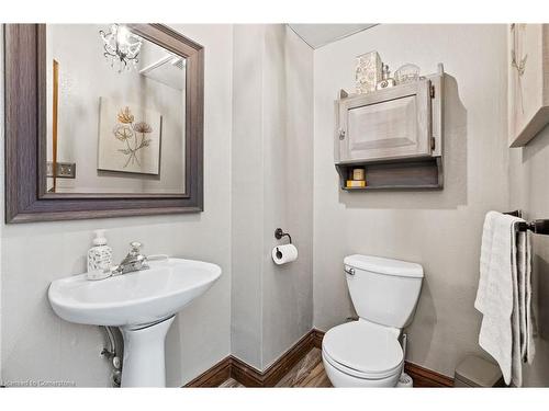 369 Queenston Street, St. Catharines, ON - Indoor Photo Showing Bathroom