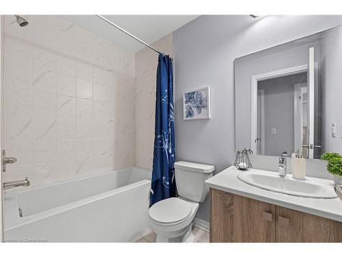 1117-585 Colborne Street E, Brantford, ON - Indoor Photo Showing Bathroom