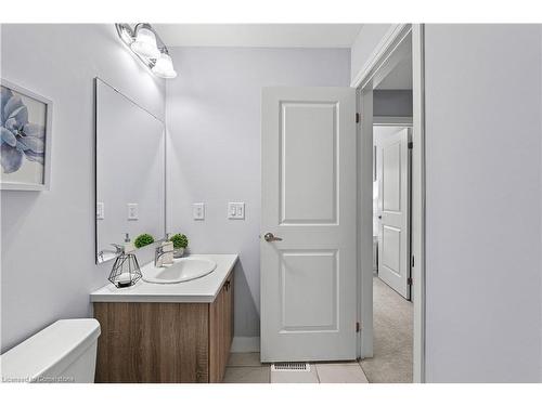 1117-585 Colborne Street E, Brantford, ON - Indoor Photo Showing Bathroom